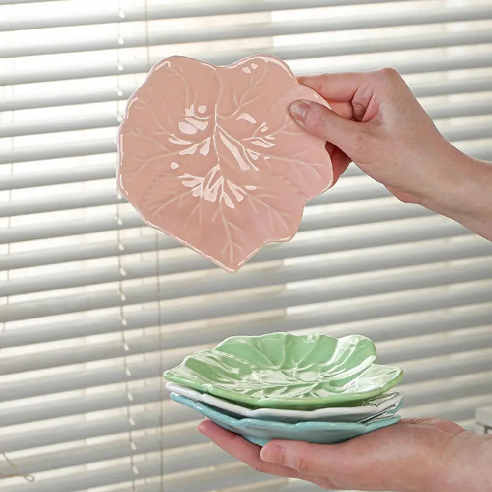 Decorative Kitchen Tray Ceramic Leaf-shaped Spoon Versatile Utensil Holder Tray Condiment Dish Jewelry Storage for Kitchen